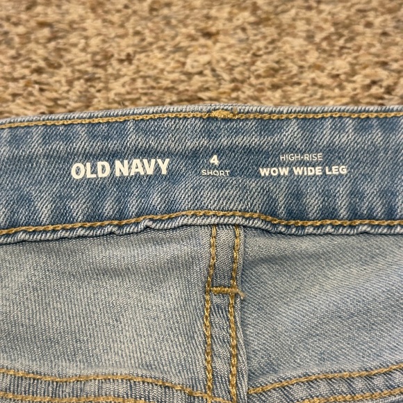 Old Navy High-Waisted Wow Wide-Leg Jeans - Picture 6 of 7